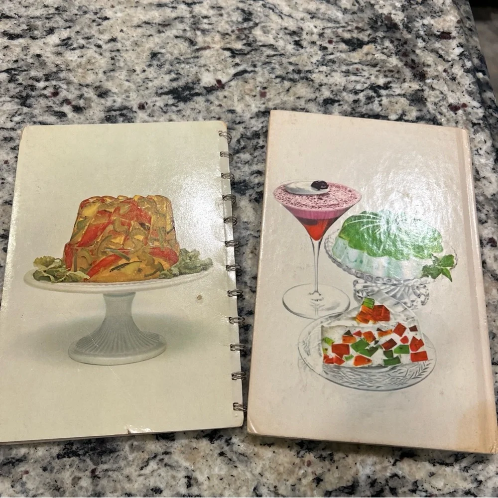 VTG The New Joys of Jell-O Recipe Books (2) 1970’s